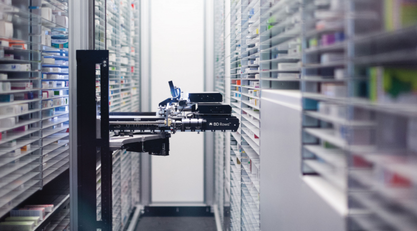 Robô farmacêutico? Tecnologia revoluciona atendimento em farmácias
