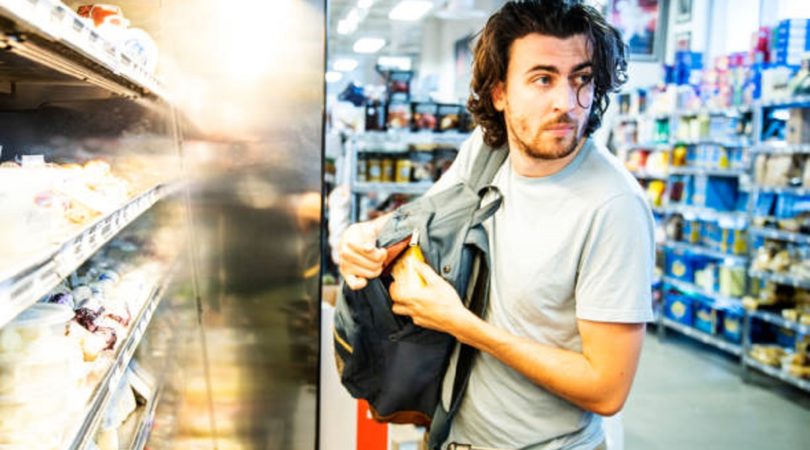 Nem sempre vão para o caixa: 5 produtos mais FURTADOS nos supermercados