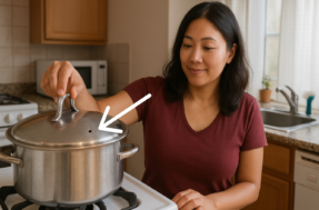 Não é só para o vapor! Descubra a verdadeira função do furo na tampa da panela